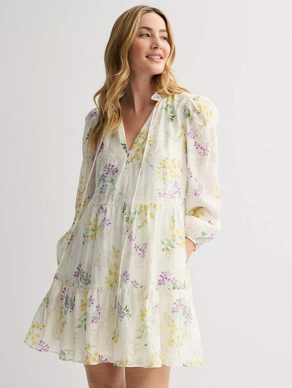 Taylor ✨️  Floral Tie-Neck Dress in Mint with Yellow & Lavender Flowers Size 16